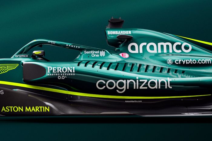 Aston Martin AMR22 detalles