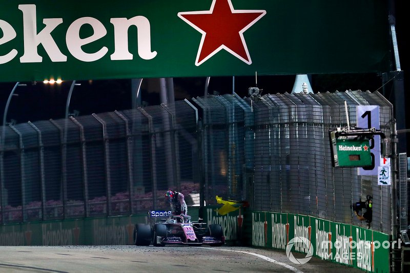 Sergio Pérez, Racing Point RP19 se retira de la carrera