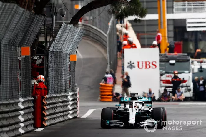Lewis Hamilton, Mercedes AMG F1 W10 