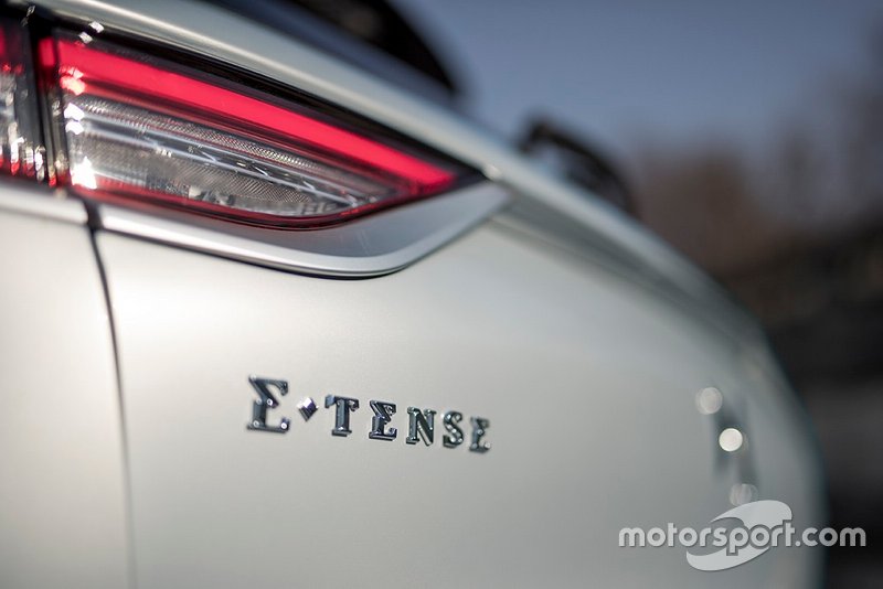 DS 7 Crossback E-Tense 4x4