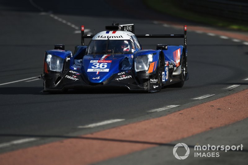#36 Signatech Alpine Matmut Alpine A470: Nicolas Lapierre, Andre Negrao, Pierre Thiriet