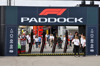 Paddock ingang