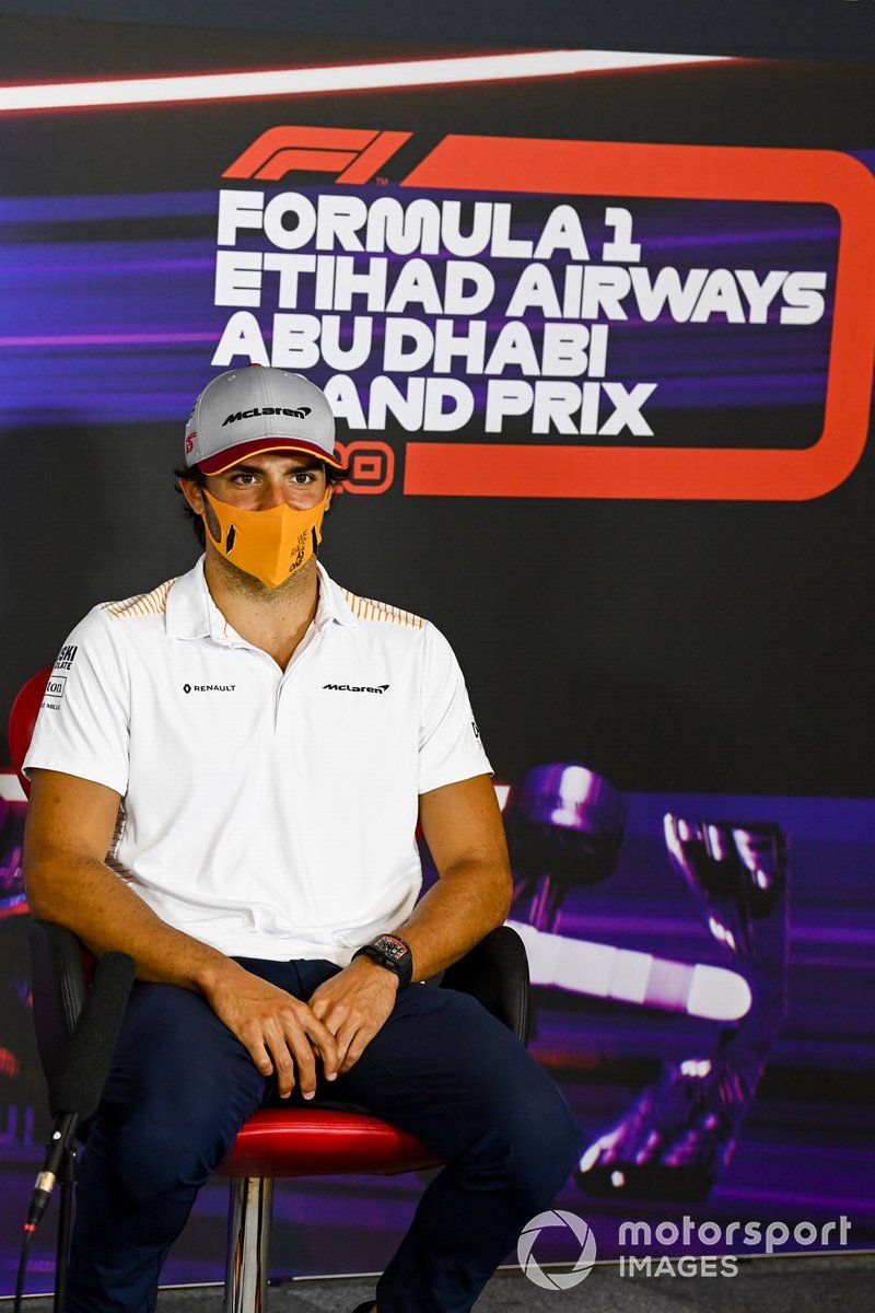 Carlos Sainz Jr., McLaren, en rueda de prensa