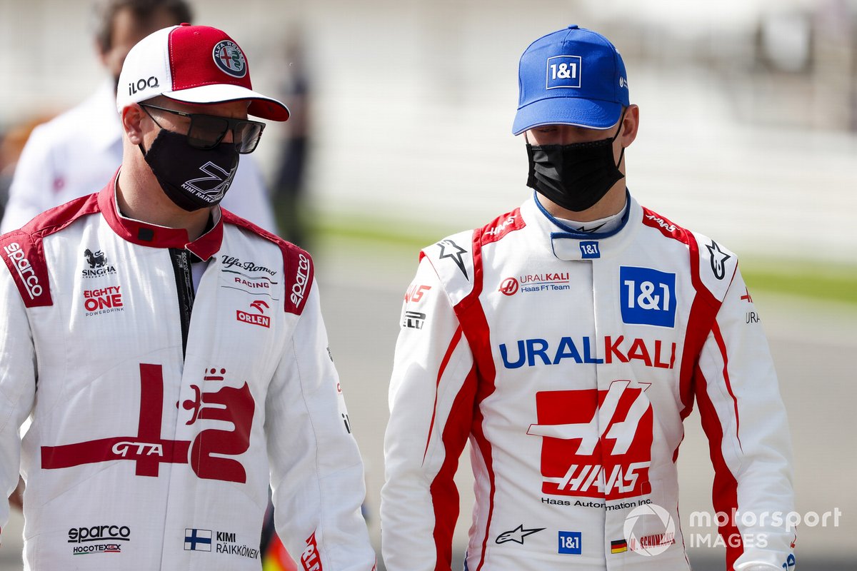 Kimi Raikkonen, Alfa Romeo y Mick Schumacher, Haas F1