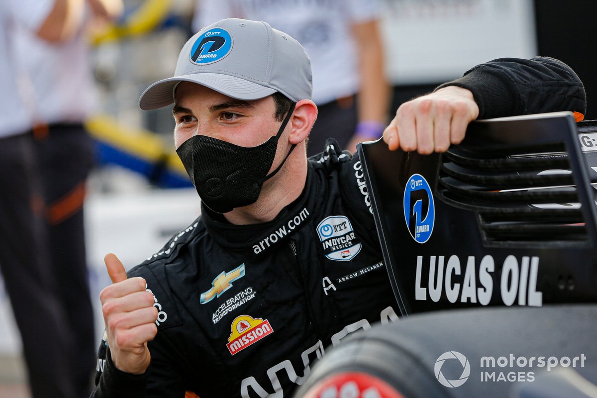 Ganador de la pole Patricio O'Ward, Arrow McLaren SP Chevrolet
