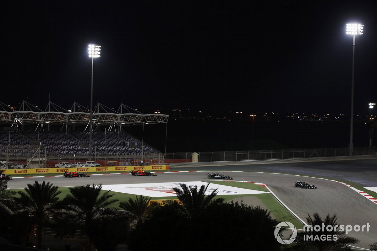 Lewis Hamilton, Mercedes F1 W11, Valtteri Bottas, Mercedes F1 W11, Max Verstappen, Red Bull Racing RB16, Alex Albon, Red Bull Racing RB16