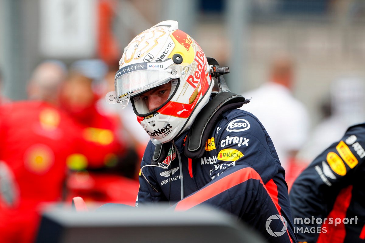Max Verstappen, Red Bull Racing, arriva sulla griglia