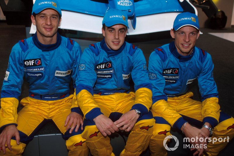 Jarno Trulli, Fernando Alonso, Jenson Button
alla presentazione della Renault F1 R202 a Parigi