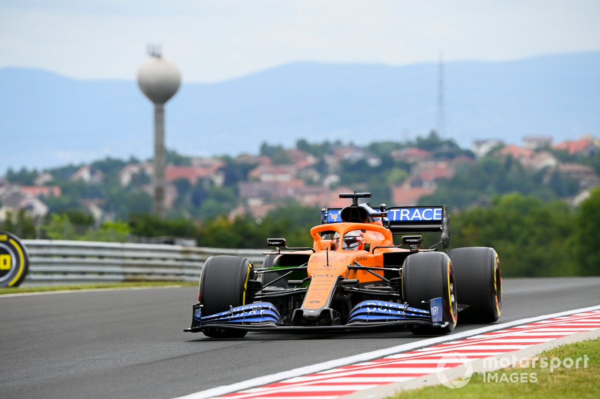 Carlos Sainz Jr., McLaren MCL35