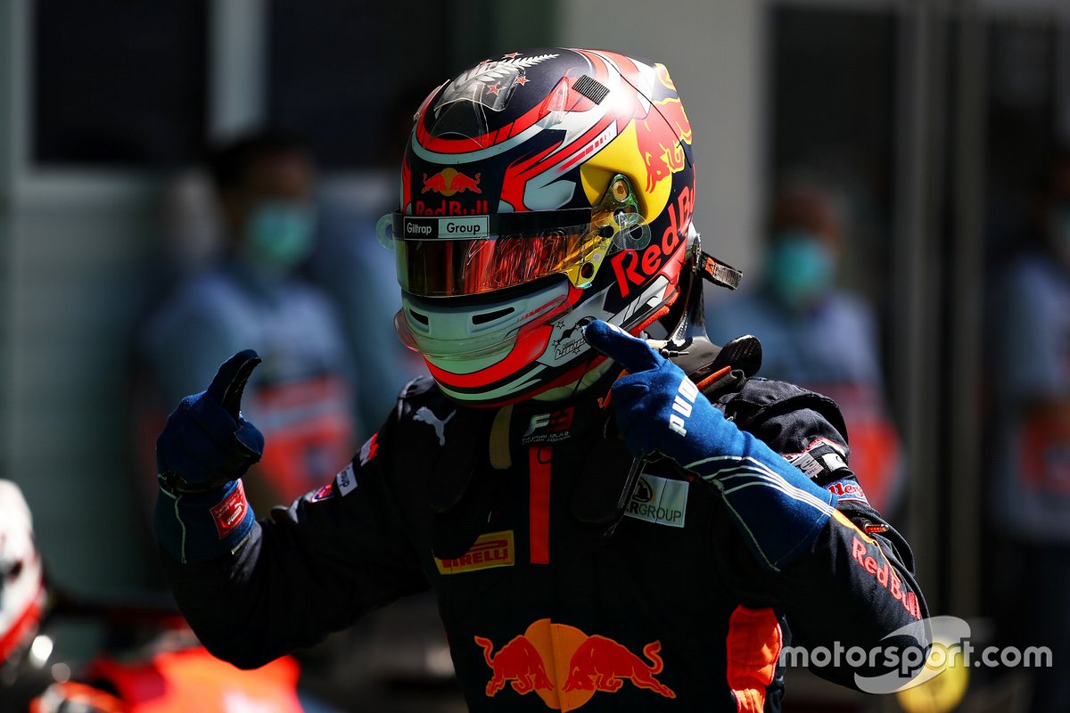 El ganador:Liam Lawson, Hitech Grand Prix