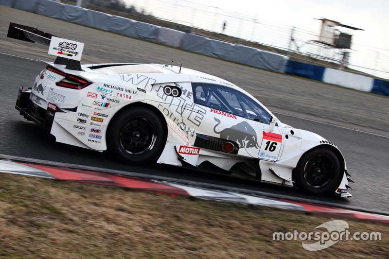 #16 MOTUL MUGEN NSX-GT