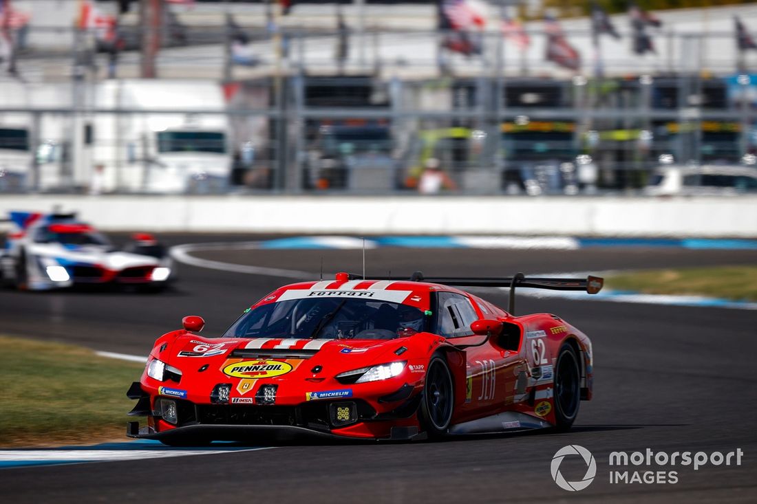 #62 Risi Competizione Ferrari 296 GT3: Daniel Serra, Davide Rigon