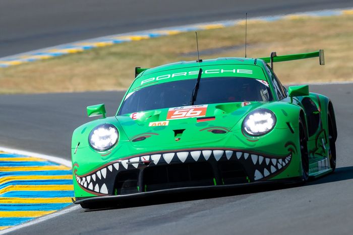 #56 Project1 - AO Porsche 911 RSR - 19 de Pj Hyett, Gunnar Jeannette, Matteo Cairoli