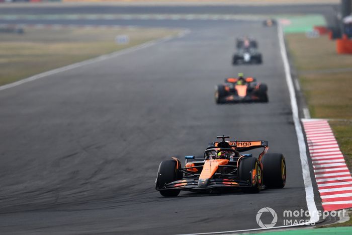 Lando Norris, McLaren, Oscar Piastri