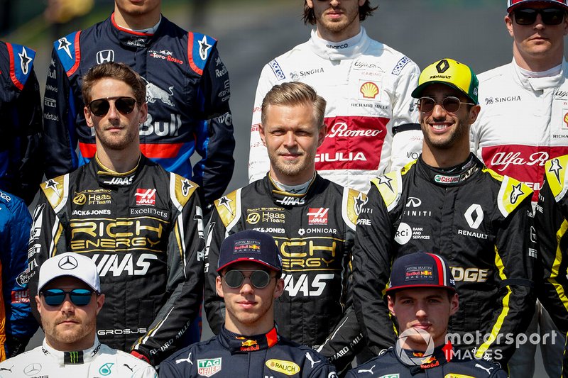 Romain Grosjean, Haas F1, Kevin Magnussen, Haas F1 e Daniel Ricciardo, Renault F1 Team