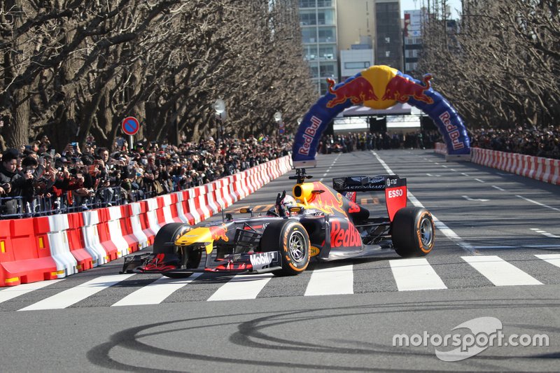 Red Bull Tokyo Gösteri Sürüşü