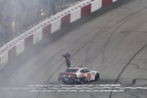 Race Winner Cole Custer, Stewart-Haas Racing, Ford Mustang Haas Automation
