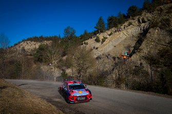Thierry Neuville, Nicolas Gilsoul, Hyundai Motorsport Hyundai i20 Coupe WRC