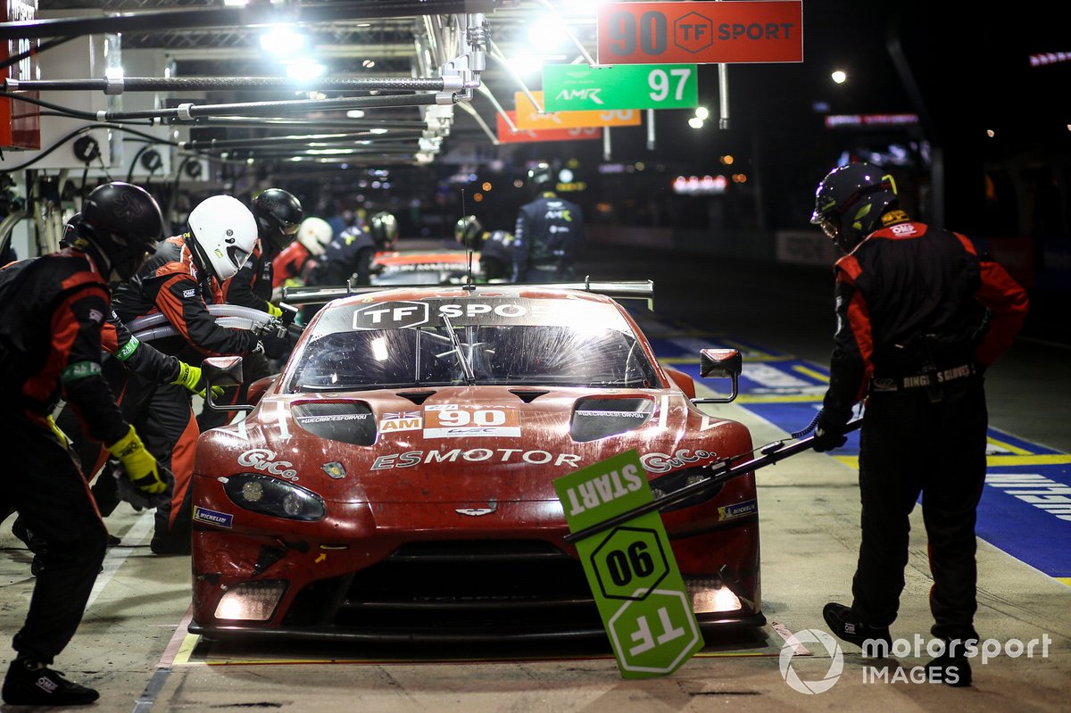 #90 TF Sport Aston Martin Vantage AMR: Salih Yoluc, Charles Eastwood, Jonathan Adam