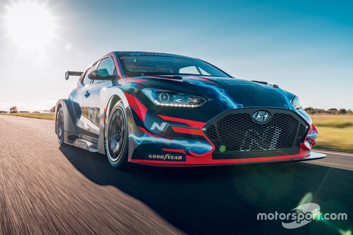 Hyundai Veloster N ETCR