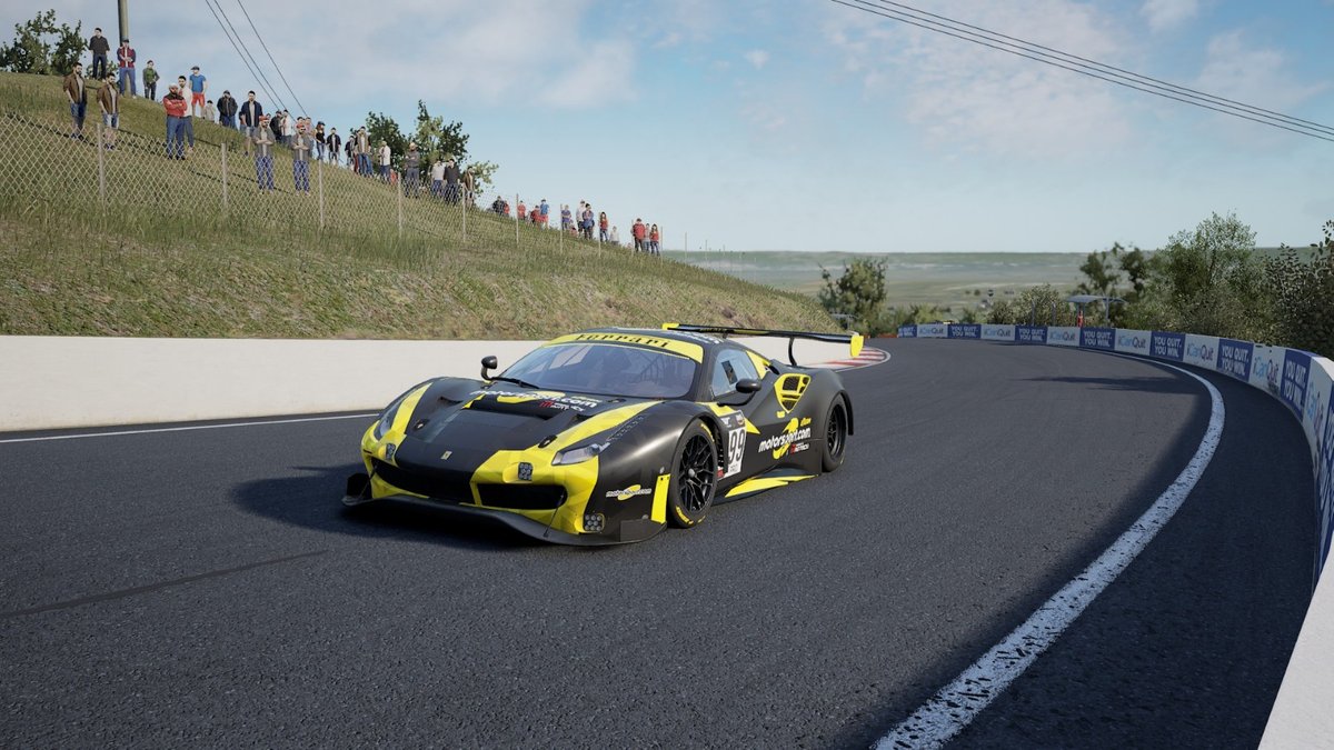 Motorsport.com eTeam Powered by MindTrick