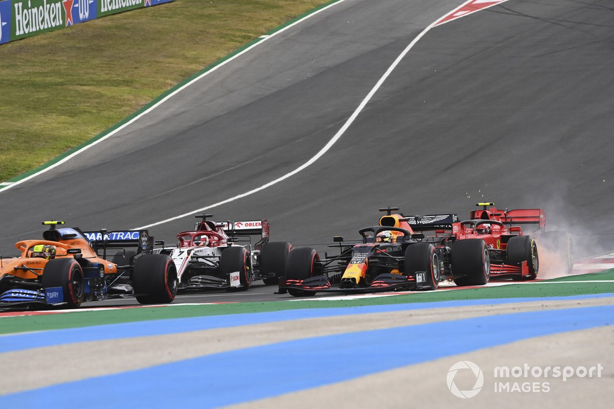 Lando Norris, McLaren MCL35, Kimi Raikkonen, Alfa Romeo Racing C39, Max Verstappen, Red Bull Racing RB16, e Charles Leclerc, Ferrari SF1000