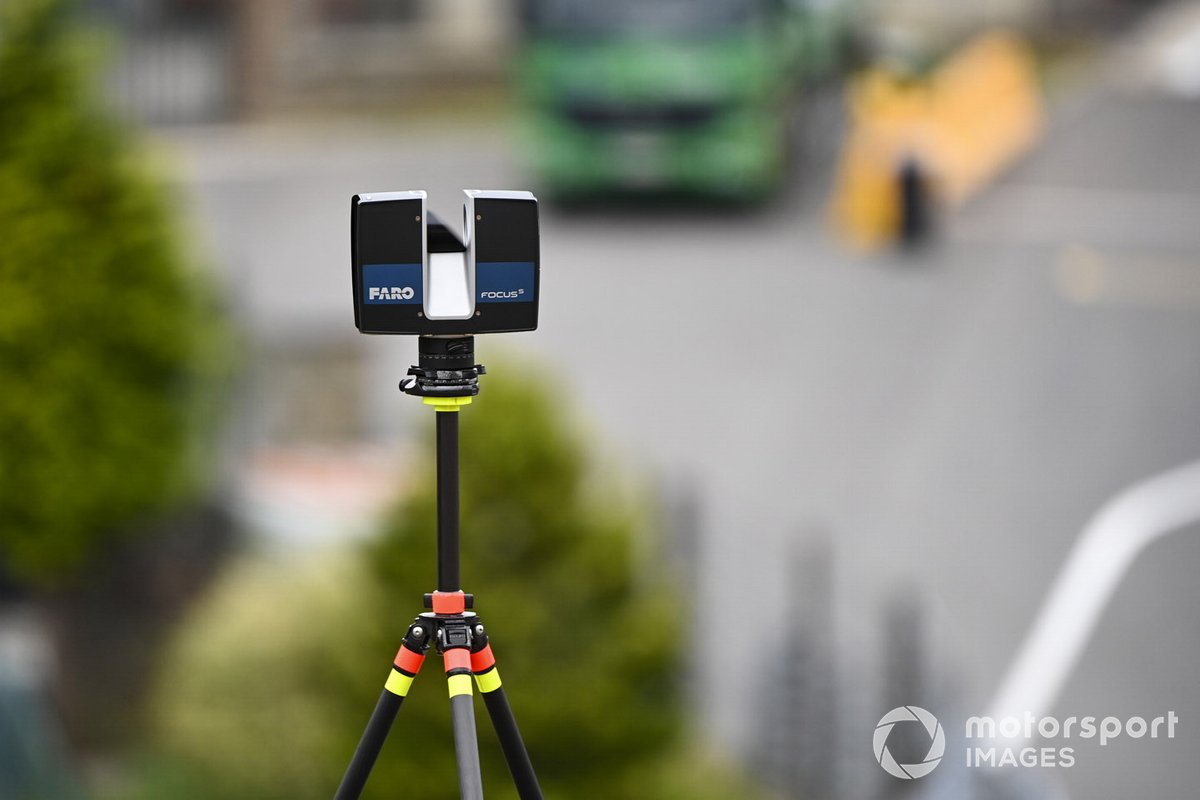 Des caméras scanner sur la piste