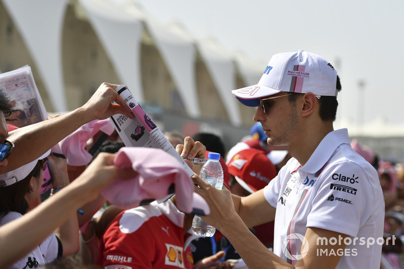 Esteban Ocon, Racing Point Force India signs autographs for the fans