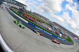 Kevin Harvick, Stewart-Haas Racing, Ford Fusion Busch Outdoors, Alex Bowman, Hendrick Motorsports, Chevrolet Camaro Axalta and Kyle Busch, Joe Gibbs Racing, Toyota Camry Interstate Batteries