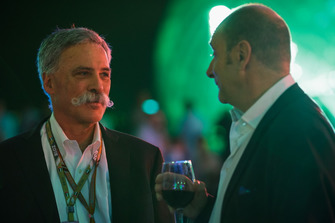 Chase Carey ve Bruno Michel