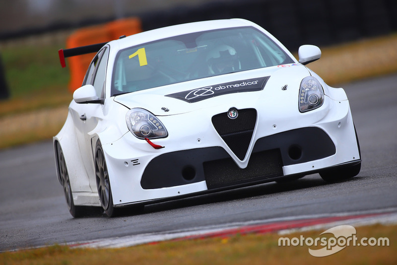 Franco Nugnes, direttore di Motorsport.com Italia, Alfa Romeo Giulietta TCR