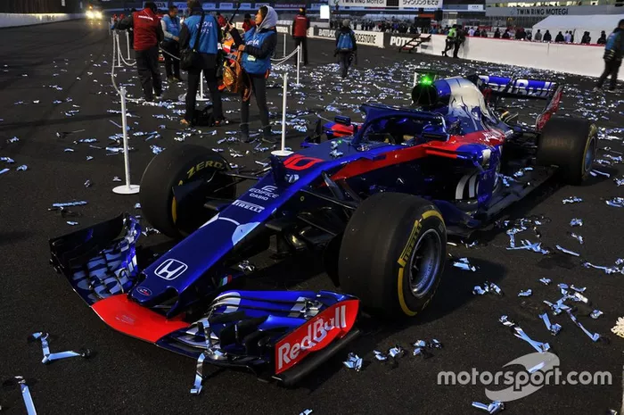 Toro Rosso STR 13