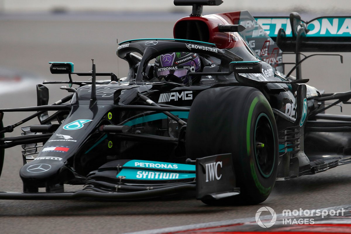 Lewis Hamilton, Mercedes W12