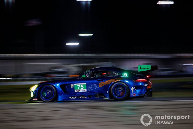 #75 Sun Energy 1 Mercedes AMG GT3: Fabian Schiller, Axcil Jefferies