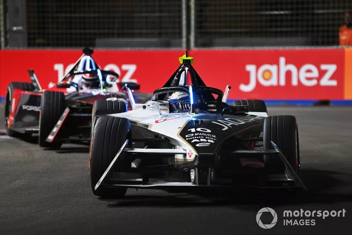 Sam Bird, Jaguar Racing, Jaguar I-TYPE 6, Pascal Wehrlein, Porsche, Porsche 99X Electric Gen3