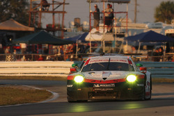 #911 Porsche Team North America, Porsche 911 RSR: Patrick Pilet, Dirk Werner, Frédéric Makowiecki