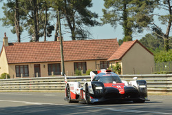 #8 Toyota Gazoo Racing Toyota TS050 Hybrid : Anthony Davidson, Sébastien Buemi, Kazuki Nakajima