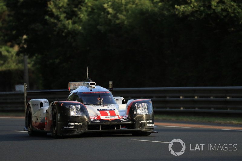 #1 Porsche Team Porsche 919 Hybrid: Neel Jani, Andre Lotterer, Nick Tandy