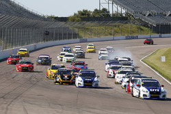 Start: James Cole, Team BMR Subaru Levorg leads