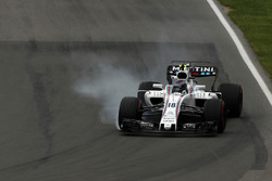 Lance Stroll, Williams FW40 locks up