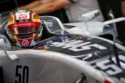 Charles Leclerc (MON) Haas VF-16 Test Driver. 11.11.2016. Formula 1 World Championship, Rd 20, Brazilian Grand Prix, Sao Paulo, Brazil, Practice Day. - www.xpbimages.com, EMail: requests@xpbimages.com - copy of publication required for printed pictures. Every used picture is fee-liable. © Copyright: Batchelor / XPB Images