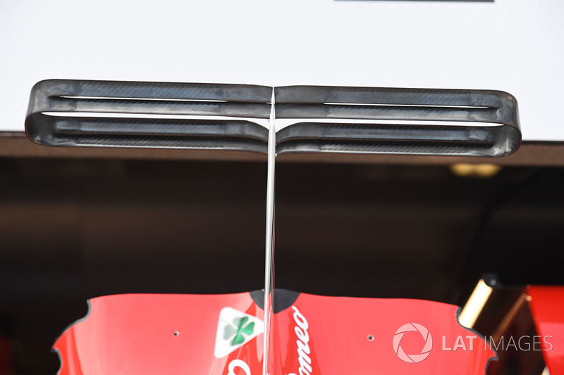 Ferrari SF70H: T-Flügel