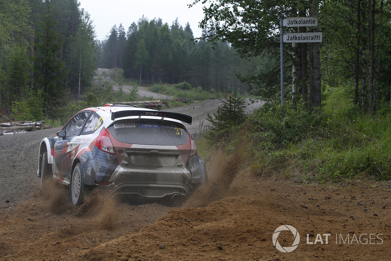 Hiroki Arai, Glenn MacNeall, Ford Fiesta R5