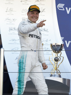 Race winner Valtteri Bottas, Mercedes AMG F1