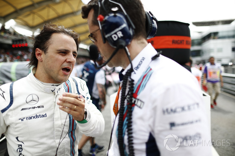 Felipe Massa, Williams, parla con un ingegnere