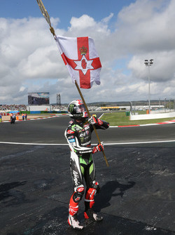 Le vainqueur et Champion du monde 2017 Jonathan Rea, Kawasaki Racing
