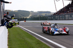 Yarış galibi #40 Graff Racing Oreca 07 - Gibson: James Allen, Gustavo Yacaman, Richard Bradley