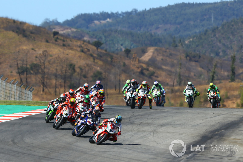 Leon Camier, MV Agusta precede Michael van der Mark, Pata Yamaha