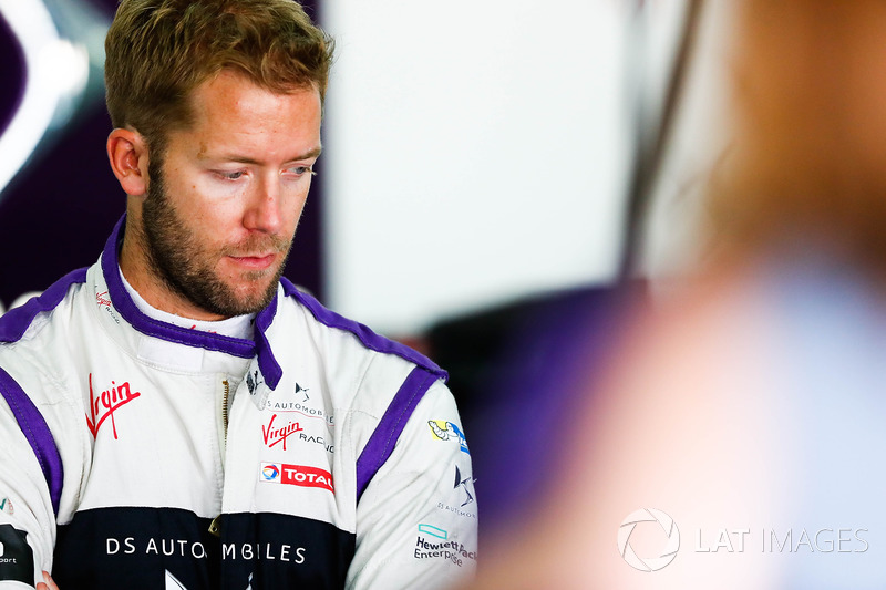 <img src="https://cdn-7.motorsport.com/static/img/cfp/0/0/0/200/227/s3/united_kingdom-2.jpg" alt="" width="20" height="12" /> #2 Sam Bird, DS Virgin Racing