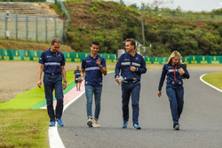 Pascal Wehrlein, Sauber walks the track